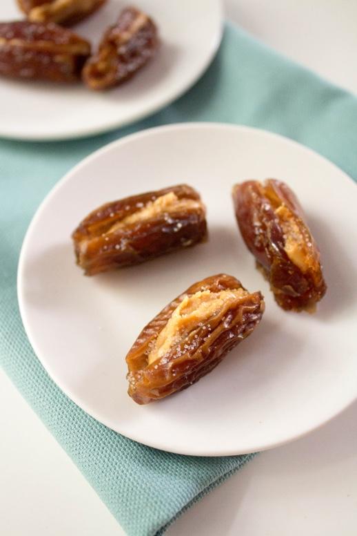 Peanut Butter Stuffed Salty Dates Makes 1 serving Prep time: <5 minutes Cook time: none *vegan, gluten free No time to make the above recipes?