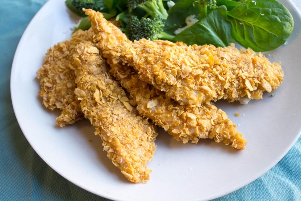 Corn Flake Crusted Chicken Fingers (makes ~3 to 4 servings) Prep time: 10 minutes Cook time: 12-15 minutes *gluten free with GF certified corn flakes Just like the chicken fingers from your favorite