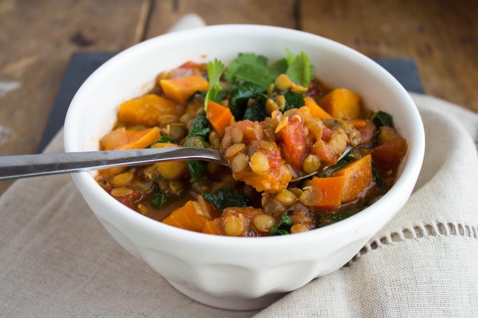 Sweet Potato Lentil Chili Makes one large pot (5 quarts) serves about 8 to 10 Prep time: 15 minutes Cook time: 30 minutes *vegan, gluten free This chili is the perfect meal for a cold winter day,
