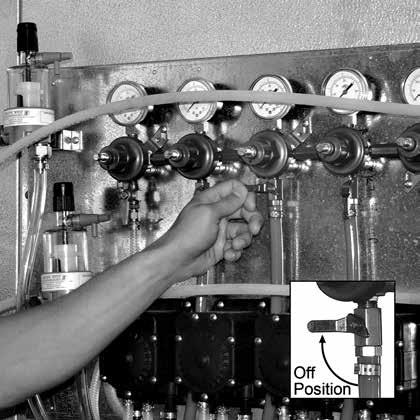 Beer Pump Line Cleaning Instructions Turn off the Pressure Regulator To clean the beer lines in a Glastender beer pump style beer system, start by turning off the pressure to the keg for the beer