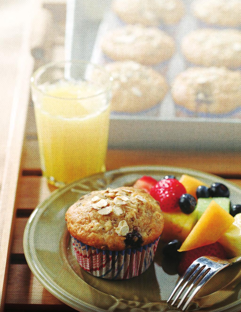 Blueberry Oatmeal Lentil Muffins BREAKFAST SERVINGS 1 dozen PREP TIME 20 minutes TOTAL TIME 40 minutes ¼ cup (60 ml) split red lentils ¼ cup (60 ml) old-fashioned (large flake) oats 1½ cups (375 ml)