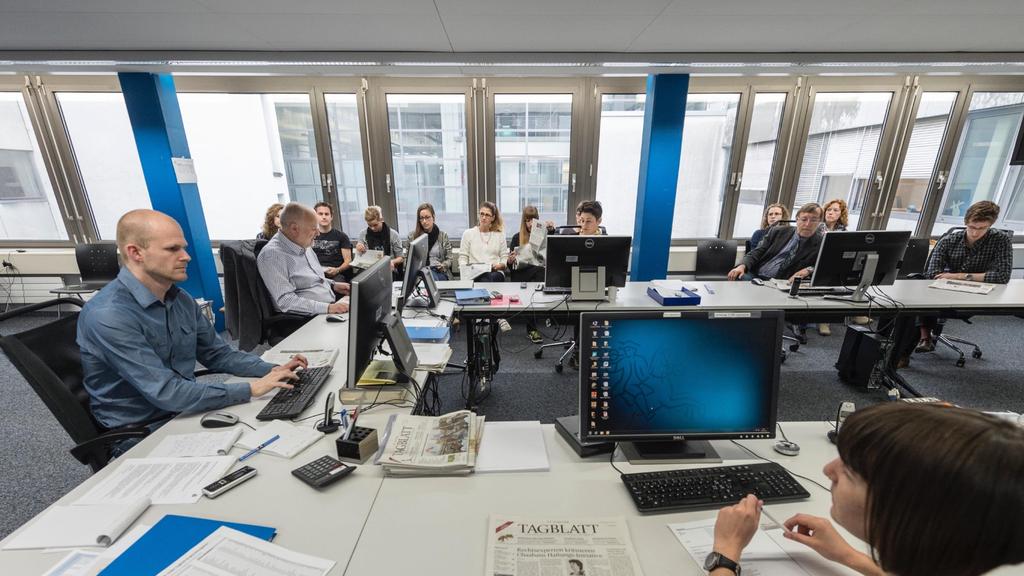 Human Resources NZZ Media Group (headcount) Central