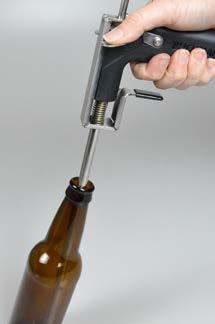 TIP: While you can fill bottles at the full dispensing pressure to fill faster, the lower setting generally leads to less foaming (CO 2 loss) and a more gentle entry of beer into the bottle.