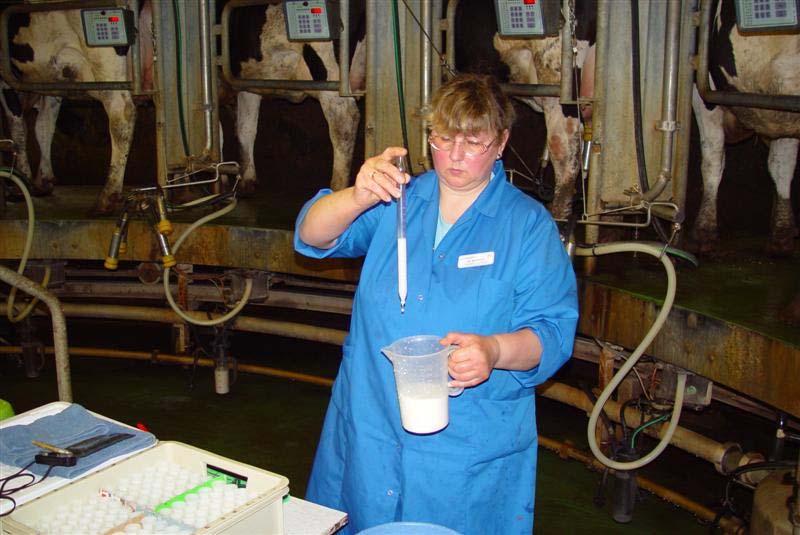 Milk Recording Technician Mrs Heidelore Dehnert,