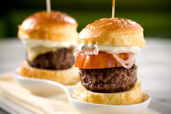Cliff Hanger Small plates: CHEFS SELECTION OF SLIDERS: Kobe Beef, Lobster, Pulled Pork or Meatballs CHEFS SELECTION OF FLAT BREADS: White Clam &