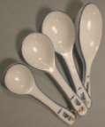 Spoons Spoons typically have no predetermined serving size or shape Spoons are used by food preparers, servers and customers when preparing, portioning or serving liquid or solid food When using