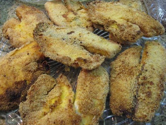 (optional ginger garlic paste too) Dredge the fish in semolina flour Add fish to pan and cook on both sides until golden brown and crispy. Serve hot.