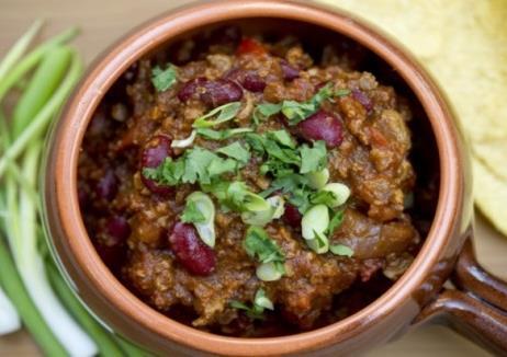 Protein-Packed Two Bean Chili ADAPTED FROM SAVANNAH-CHATHAM COUNTY SCHOOLS, SAVANNAH, GEGIA HEALTHY, DELICIOUS, MEAT-FREE RECIPE F K-12 SCHOOLS Tomatoes, diced, canned 1 gal + 3 ¼ cups 2 gallons + ¾