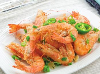 Shrimp with Salt and Pepper Peppercorn Chili Fish Fillet Hong