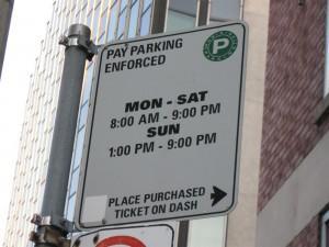 Vendors may operate for a maximum of 3 hours, or according to parking rules.