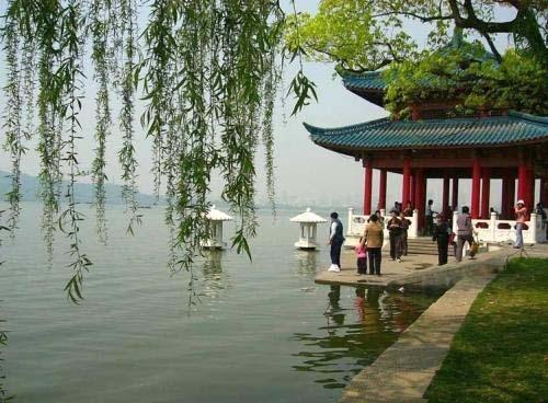 Accommodation: Aman Resort Hangzhou (Village Room) Day 9 Hangzhou (B, L, D) This morning have a full day sightseeing tour.