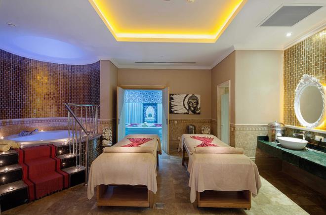 SPA A fully equipped 1000 m² SPA, health and beauty centre (skin and body treatments), 2 special VIP massage rooms, Turkish Bath,