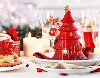 Tuesday 25 December Christmas Lunch La Cantina, Henry White s or the Ballroom 12h30