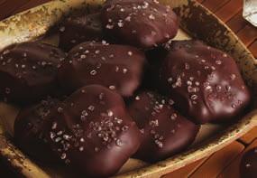 5125 Dark Chocolate Caramels with Sea Salt Chocolates sal de mar caramelos A flavor