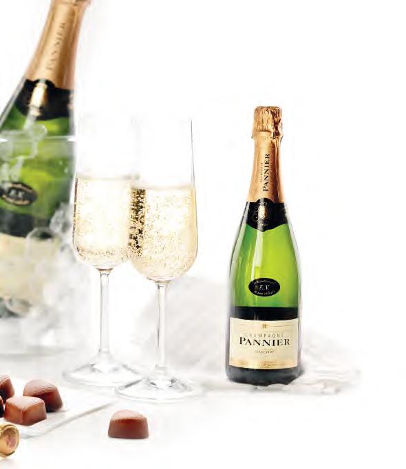 CHAMPAGNE CAFÉ CHAMPAGNE PANNIER CHAMPAGNE A fresh and lively multi-awardwinning champagne, with aromas of toasted brioche, pastries and white fruit flavours,
