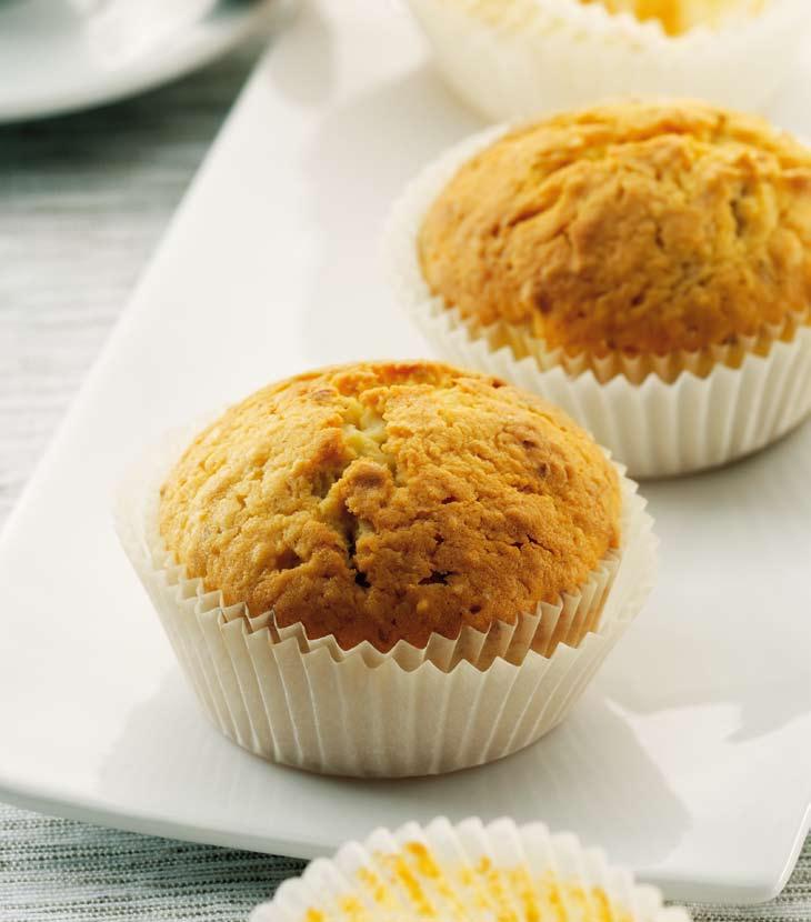 R Variations of «Muffins» Lemon muffins Beat the butter, sugar and vanilla sugar until pale and fluffy, then add the eggs and lemon zest and continue to beat until the mixture has a creamy