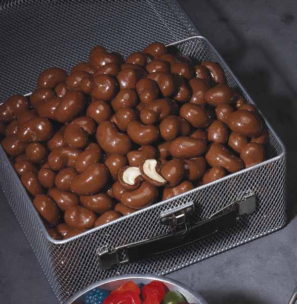 Gourmet Delights 4587 Chocolate Covered Cashews Chocolate covered anacardos Everyone s