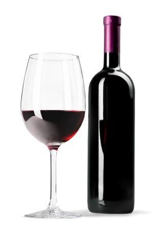 So, because red wine has both minerals and sugar, it s still acidic, but less so than other alcohols with high sugar content and few minerals.
