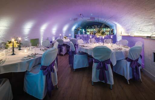 50 PP 3-COURSE MENU IN IGLOO, GLASS OF PROSECCO ON ARRIVAL, DISCO, AND EXCLUSIVE USE OF IGLOO AND TWO
