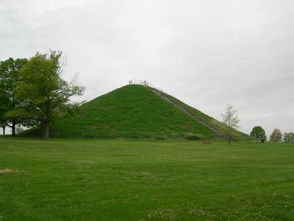 Mound Builders Lived in central North America in present-day Pennsylvania to the Mississippi River