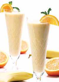 Orange Banana Smoothie 2 cups freshly squeezed orange juice 2 cups