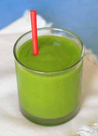 Green Smoothie 2 ripe medium bananas 1 ripe pear or apple, peeled and chopped 2 cups chopped kale leaves, tough stems removed ¾ cup cold freshly squeezed