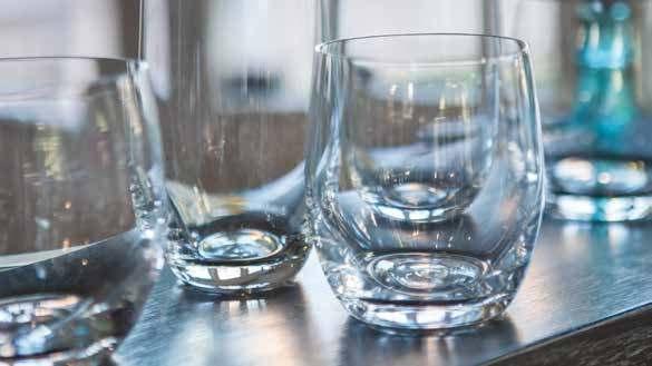 GLASSWARE RYNER GLASS - BLUES BLUES Simplicity and style at it s best.
