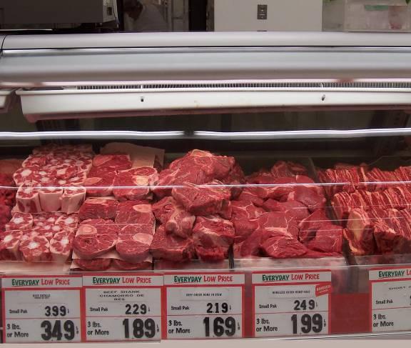 Beef Plays a Key Role in Selecting a Store Most Hispanic consumers (72%) feel that a store s meat department is a powerful motivator in selecting a particular retailer There is a strong