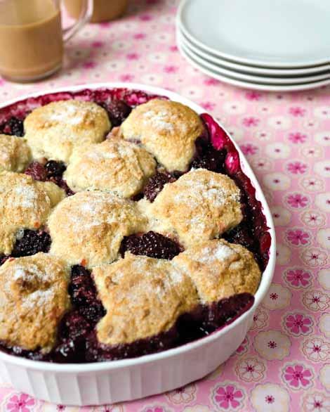 mixed berry cobbler Makes 8 servings Prep 20 minutes Bake at 350 for 40 minutes Filling 3½ cups blackberries (2 packages, about 6 ounces each) 2 cups blueberries (2 packages, 4.