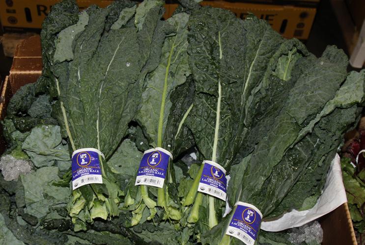OG KALE Organic Green, Lacinato, and Red Kale are in abundant supply and quality is nice out of CA. Florida growers have increasing supply of Organic Kale this week.