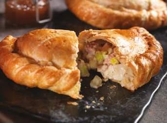 97 A traditional Cornish pasty consisting of fresh vegetables mixed with diced beef encased in a hand crimped pastry case. Sausage Rolls & Pasties 21474 Steak & Ale 36 x 283g 1.09 39.