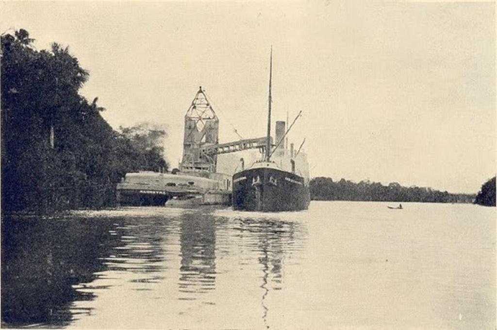 The bauxite mines, called Hope, was established on the western bank of the river and a bridge had to be built to transport the ore to the bauxite plant at Mackenzie, located on the eastern shore.