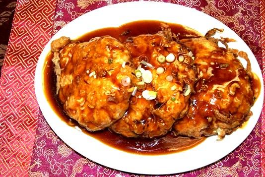 Egg Foo Young Served with White Rice- 3 patties of deep