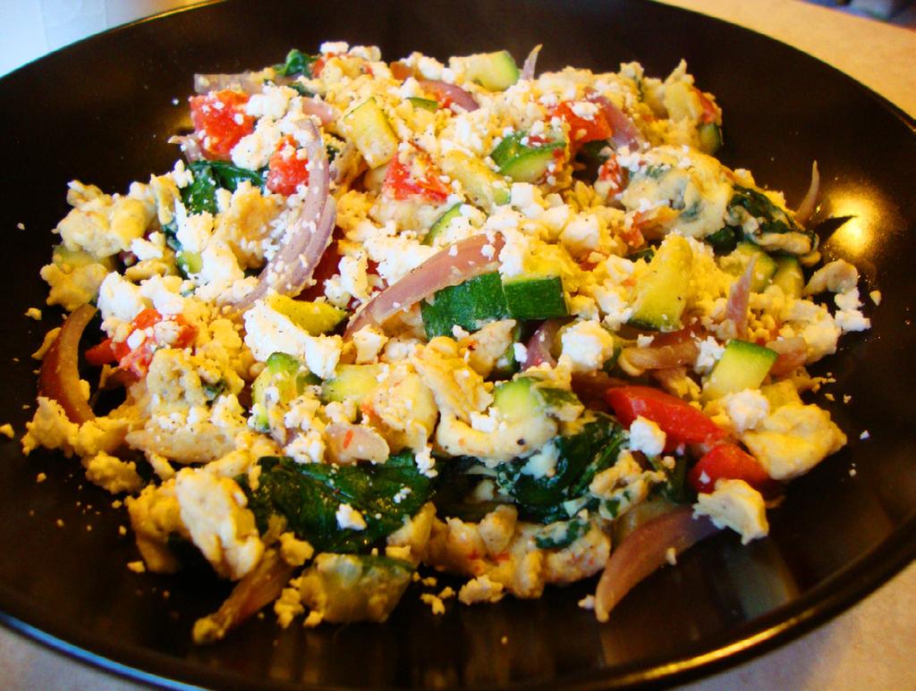 EAT MORE, BURN MORE NUKED VEGGIE SCRAMBLE Active time: 5 minutes Cook time: 1 minute Yield: 1 serving SERVING INFO: 390 CALORIES, 26G FAT, 7G CARBOHYDRATES, 32G PROTEIN, 1G FIBER, 5G SUGAR 2 eggs 2