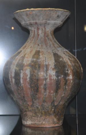glazed ceramic wine hu jars, taotie handles on a