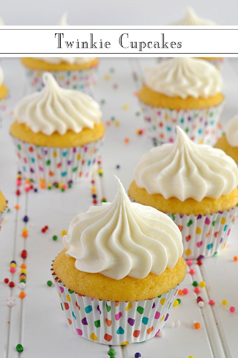 Ingredients (makes 20 cupcakes) 1 yellow cake mix, plus ingredients on the box 1 small box instant vanilla pudding mix For the Marshmallow Filling: 1 (7 ounce) jar marshmallow crème 1/2 cup unsated