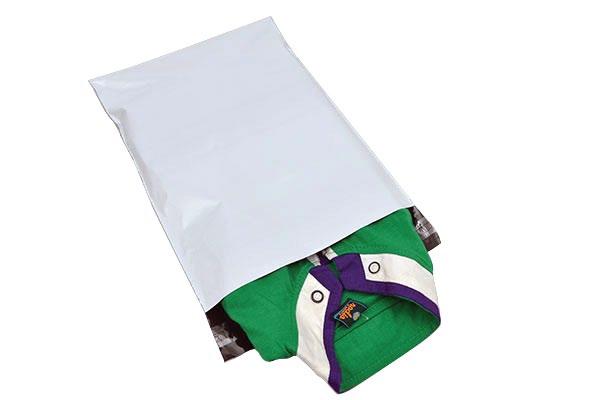 21 18 Plastic Mailing Envelopes Mailer bags are very useful for those who are selling their products online.
