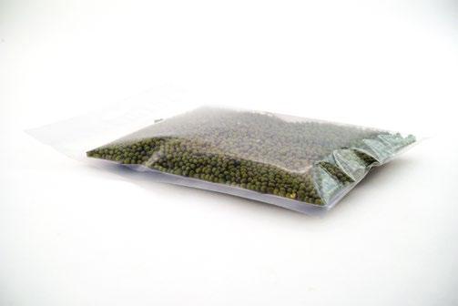 28 31 Ultra clear Three Side Seal Pouches : Our ultra clear bags are very high transparent compared with hazy bags available in market.