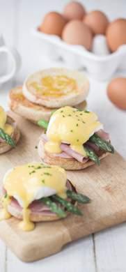 Recipes DIRECTIONS HOLLANDAISE SAUCE On a stove top, fill the bottom of a double boiler part-way with water. Make sure that water does not touch the bottom of the bowl. Bring water to a gentle simmer.