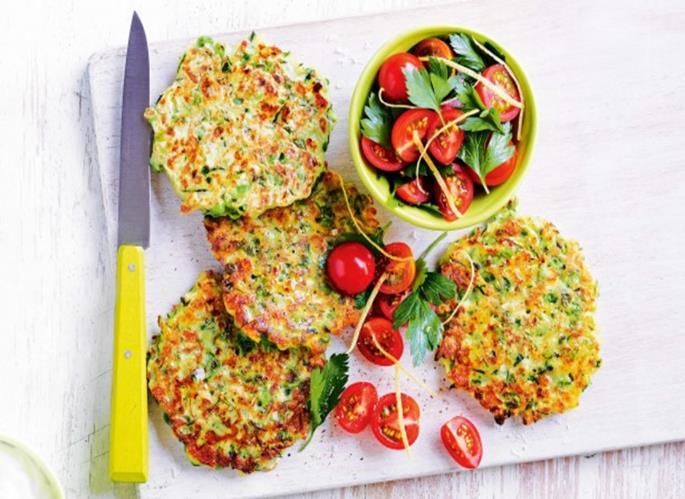 Zucchini and Pea Fritters Lisa Nielsen, Research Unit Manager Brisbane These fritters are a delicious and easy mid-week meal, and are a great way to add some vegies to your day.