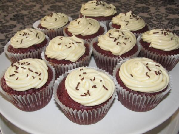 Red Velvet Cupcakes:Laura Vitale. Foto my eie.