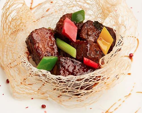 Strengthen Development of Gourmet Chinese Cuisine Business Chinese cuisine is still the dominating food