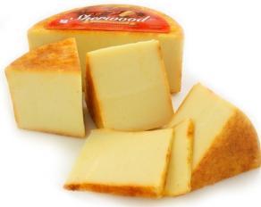 This pure tangy authentic farmhouse Cheddar is infused with genuine malt Scotch whisky for a unique experience.