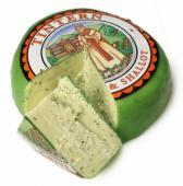 Tintern makes a great pub cheese (read: great with beer or ale), but it also has wonderful melting potential. Harlech, Cheddar with Horseradish & Parsley #204975 2/4.
