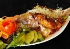 90 (Warm salad of vermicelli tossed with mix seafood dressed with chilli and lime juice) Thai Style Prawn Omelette 18.