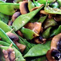 RECIPES Pepper Steak and Rice Submitted by: Helen Wright Stir Fried Snow Peas and Mushrooms Submitted by: Bonnie This is a recipe that all my children loved, and that my daughters still make.