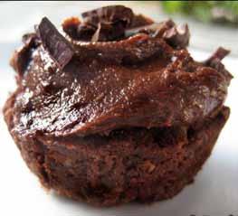 Chocolate Cupcakes Cupcake: 1 cup walnuts ½ cup almonds 1 cup dates (soaked 30 minutes and drained) ½ cup desiccated coconut ¼ cup cocoa or cacao powder Place walnuts and almonds into a food
