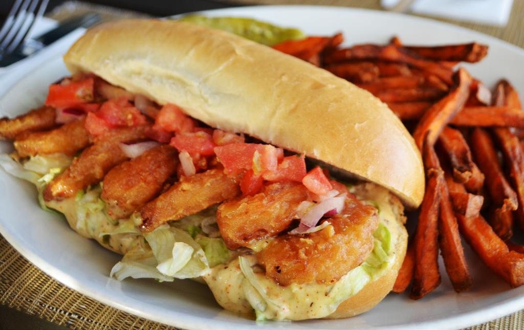 Shrimp Po Boy Chicken Parmesan Sandwich SIGNATURE SANDWICHES All sandwiches served with our Signature Blend of Fries.