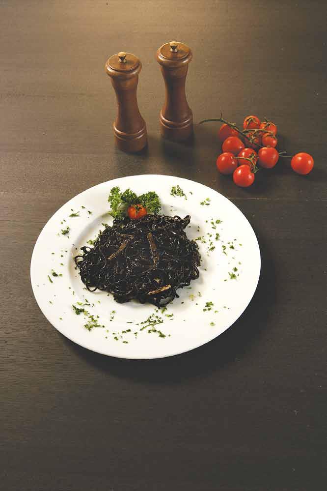0 electrolux ditomix Tagliolini with Cuttlefish Ink Serves 6-8 Meringues pieces for pasta: 7 g flour 00 7 g wheat flour bags of cuttlefish ink, 8 eggs for sauce: 00 g cuttlefish (cleaned with ink)