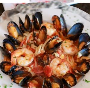 wine Shrimp & Mussels Sauteed jumbo shrimp, mussels and fresh garlic over pasta in your choice of a classic marinara or spicy fra diablo 1 1 1 1 Baked Pasta Lobster